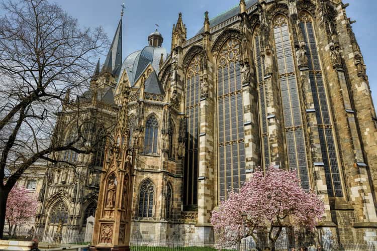 Münsterplatz, Aachen