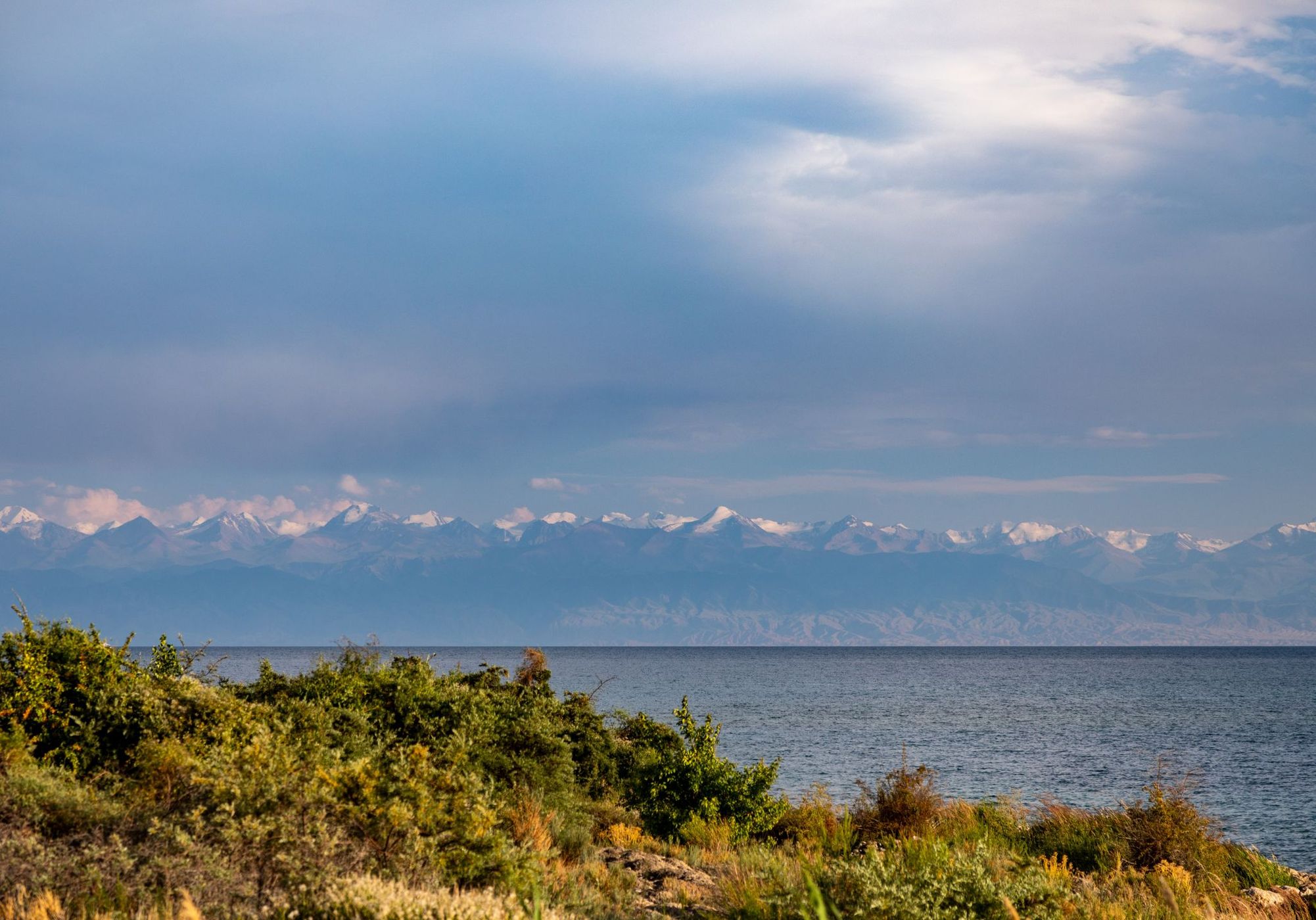 Am Issyk Kul See in Kirgistan, Kyrgyz Republic