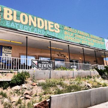 Blondie's Eatery & Gift, USA