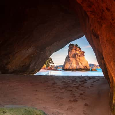 Cathedral Cove, New Zealand