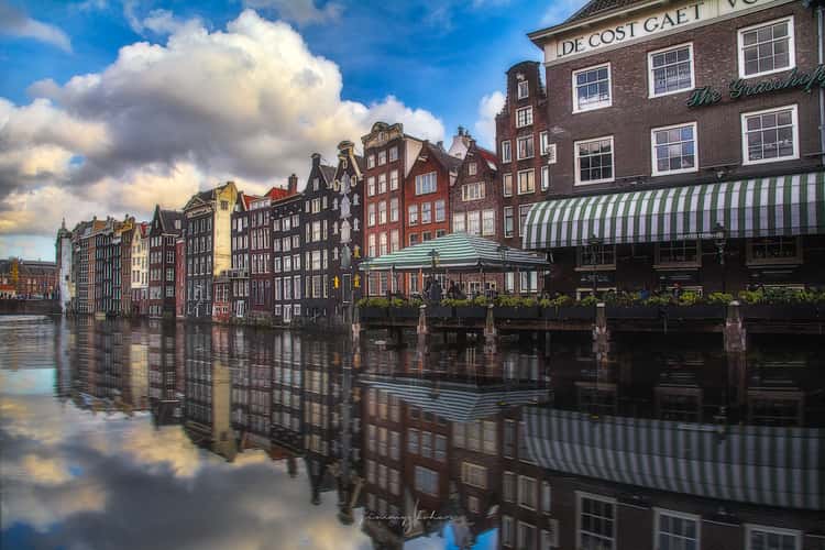 Damrak, Amsterdam