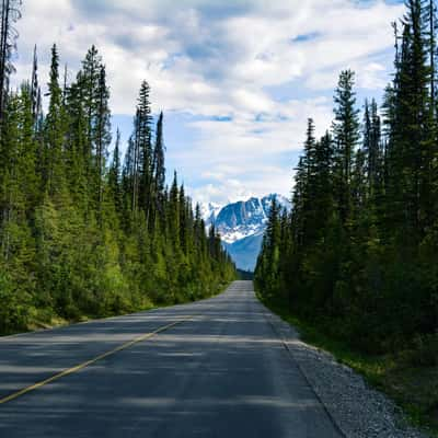 Drive into the Mountains, Canada