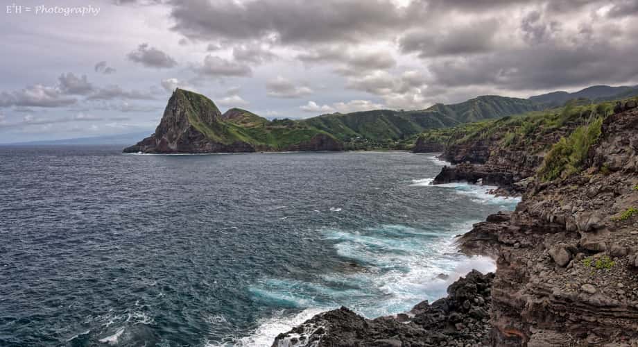 Kahakuloa Bay
