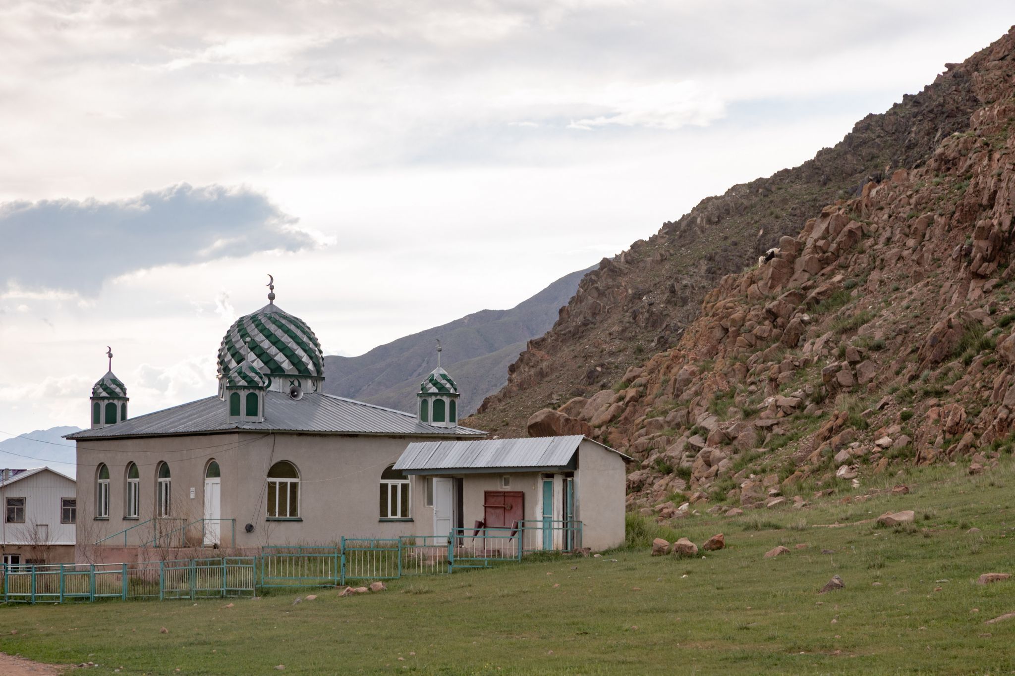 Moschee in Tarasu in Kirgistan, Kyrgyz Republic