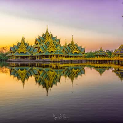 Pavilion of enlightened, Thailand