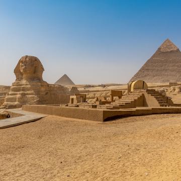 Sphinx and the pyramids, Egypt