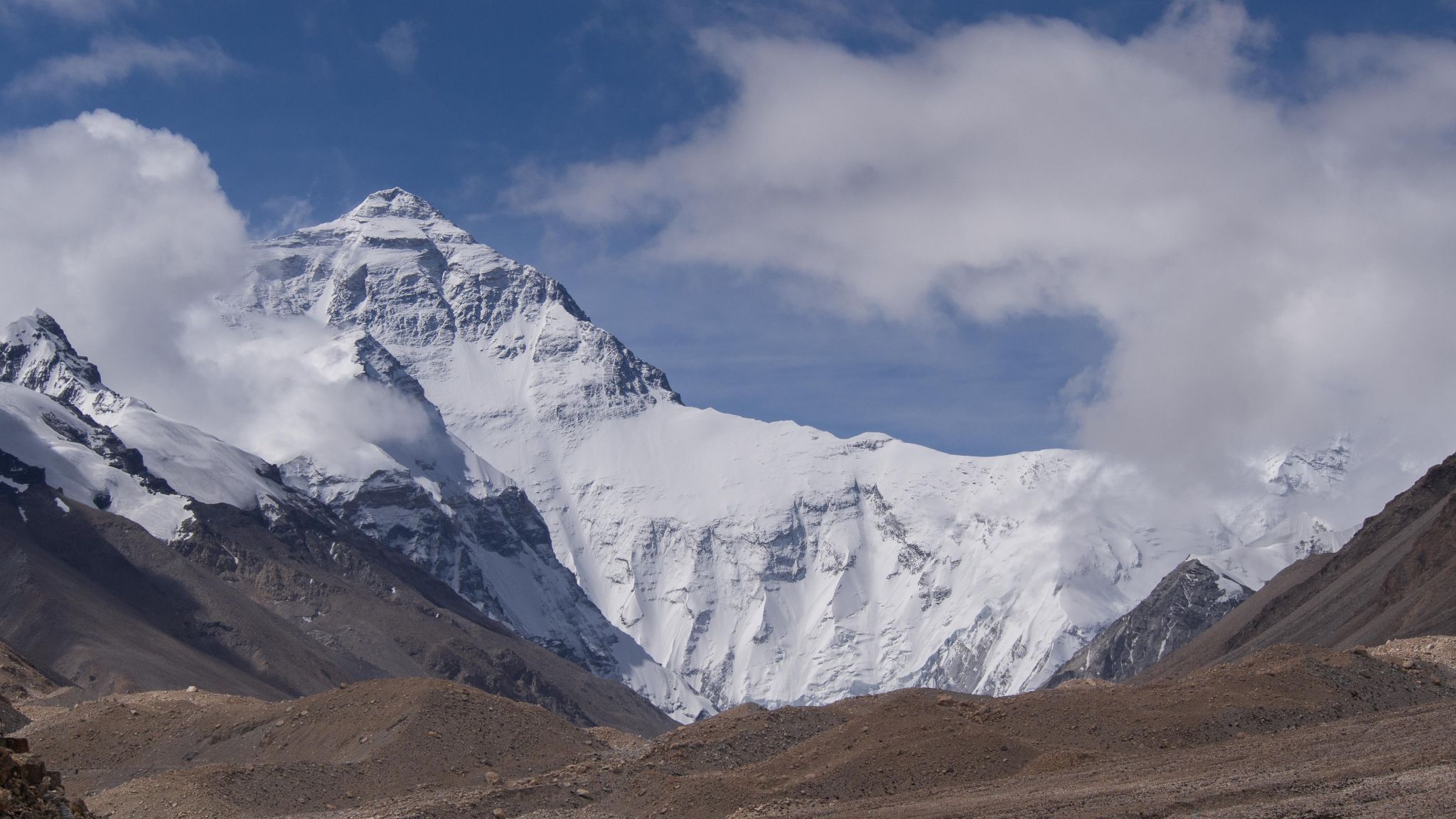 Everest, tibetan side., China