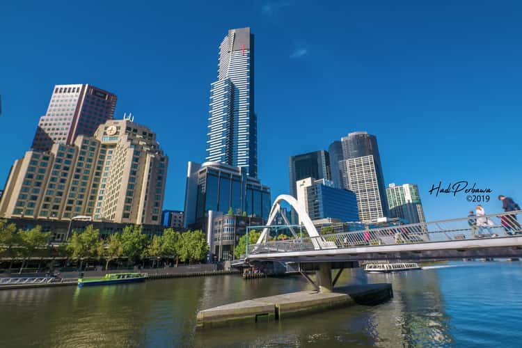 Flinders Walk View