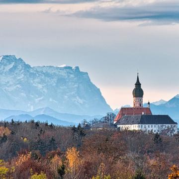 Kloster Andechs vor Zugspitze, Germany