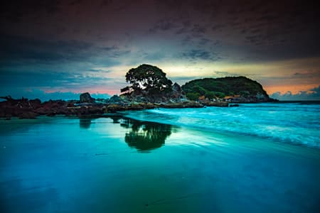 Mt Maunganui rocky beach sunrise Tauranga North Island