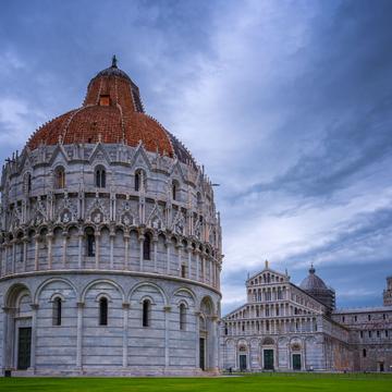 Pisa Piazza dei Miracoli, Italy