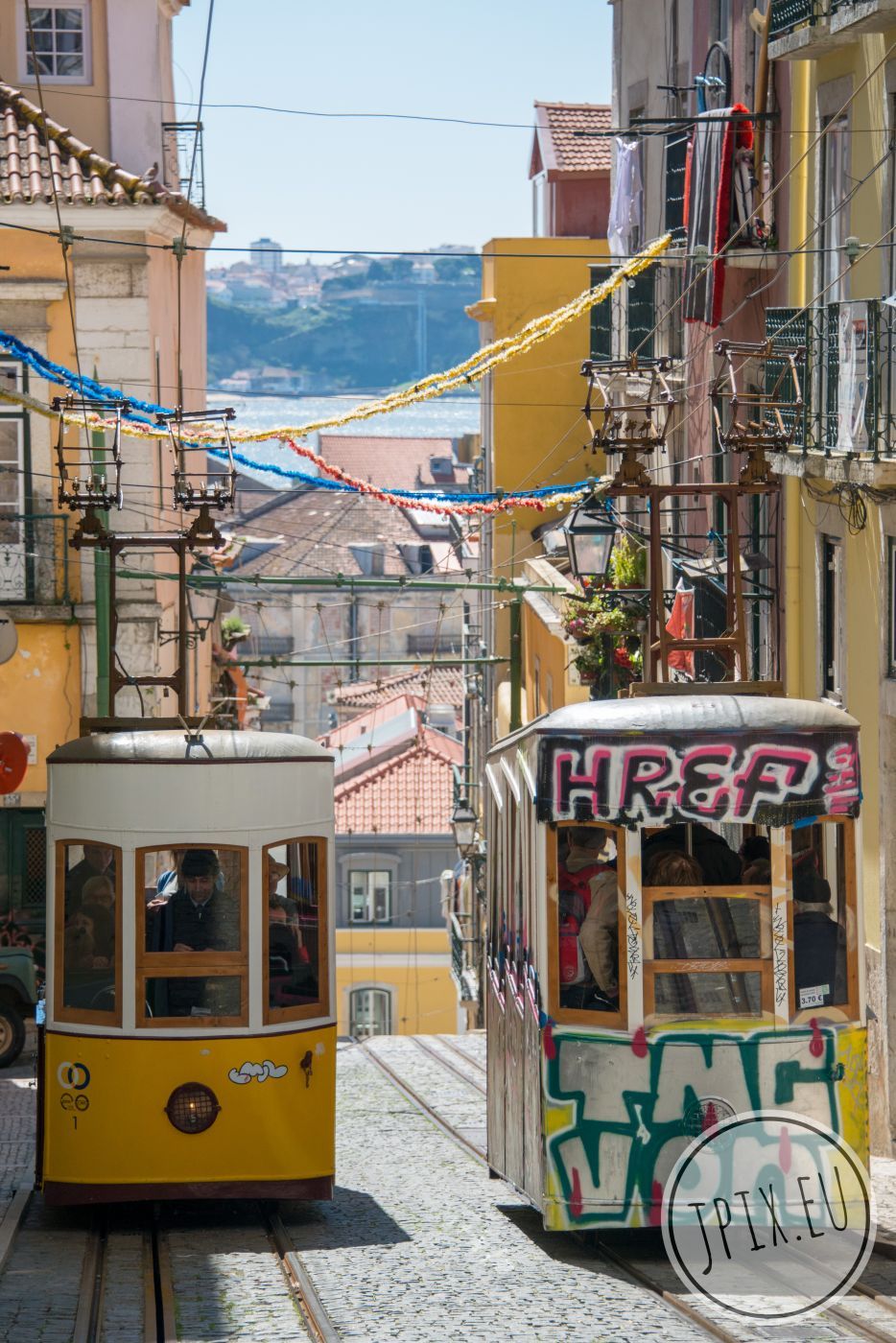Elevador da Bica, Portugal
