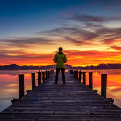 Sonnenaufgang am Wörthsee, Germany