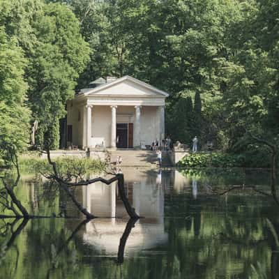 Arkadia Park, Poland