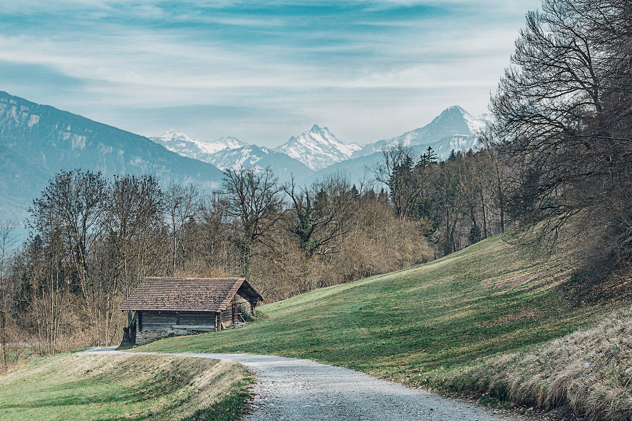 Auf dem weg zur Strättligburg, Switzerland
