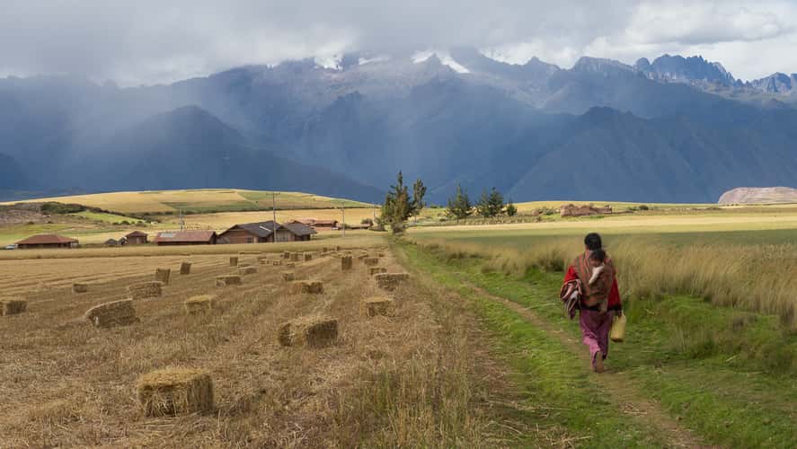 Between Maras et Chinchero