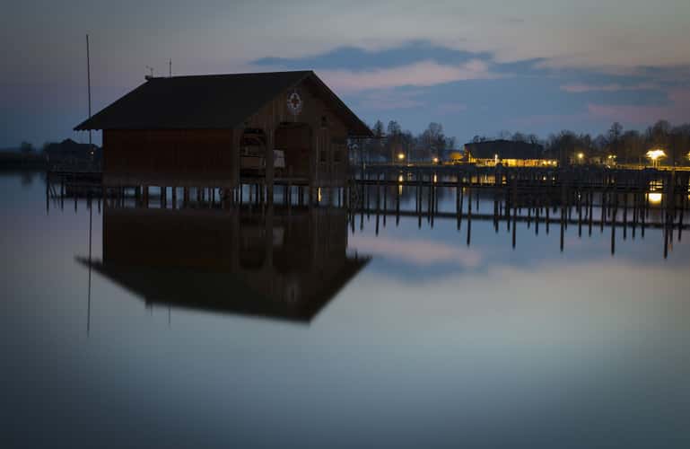 Chiemsee - boathouse at blue hour