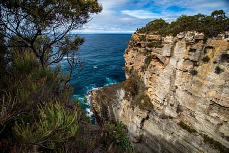 Devils Kitchen Eaglehawk Neck Tasmania