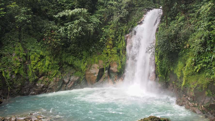 Rio Celeste Waterfall, Tenorio Volcano National Park
