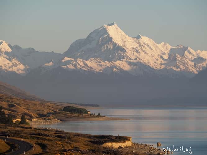 Lake Pukaki Viewpoint (Mount Cook Road)