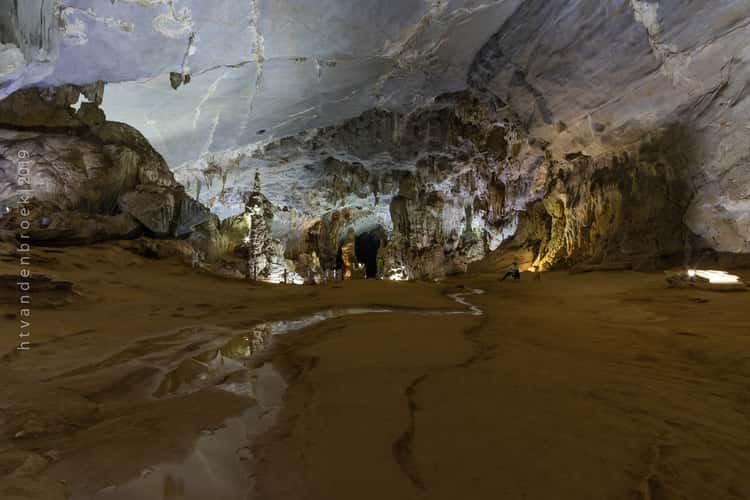 Phong Nha Cave