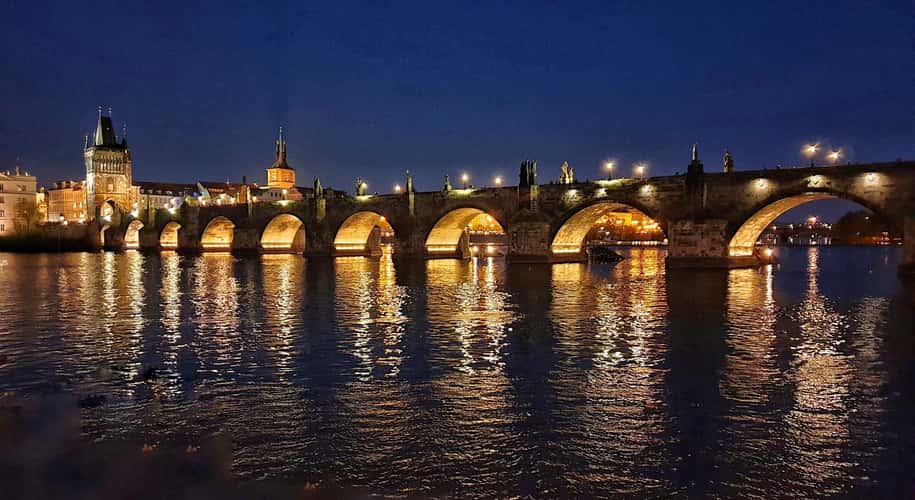 Charles Bridge and Royal Castle, Praque