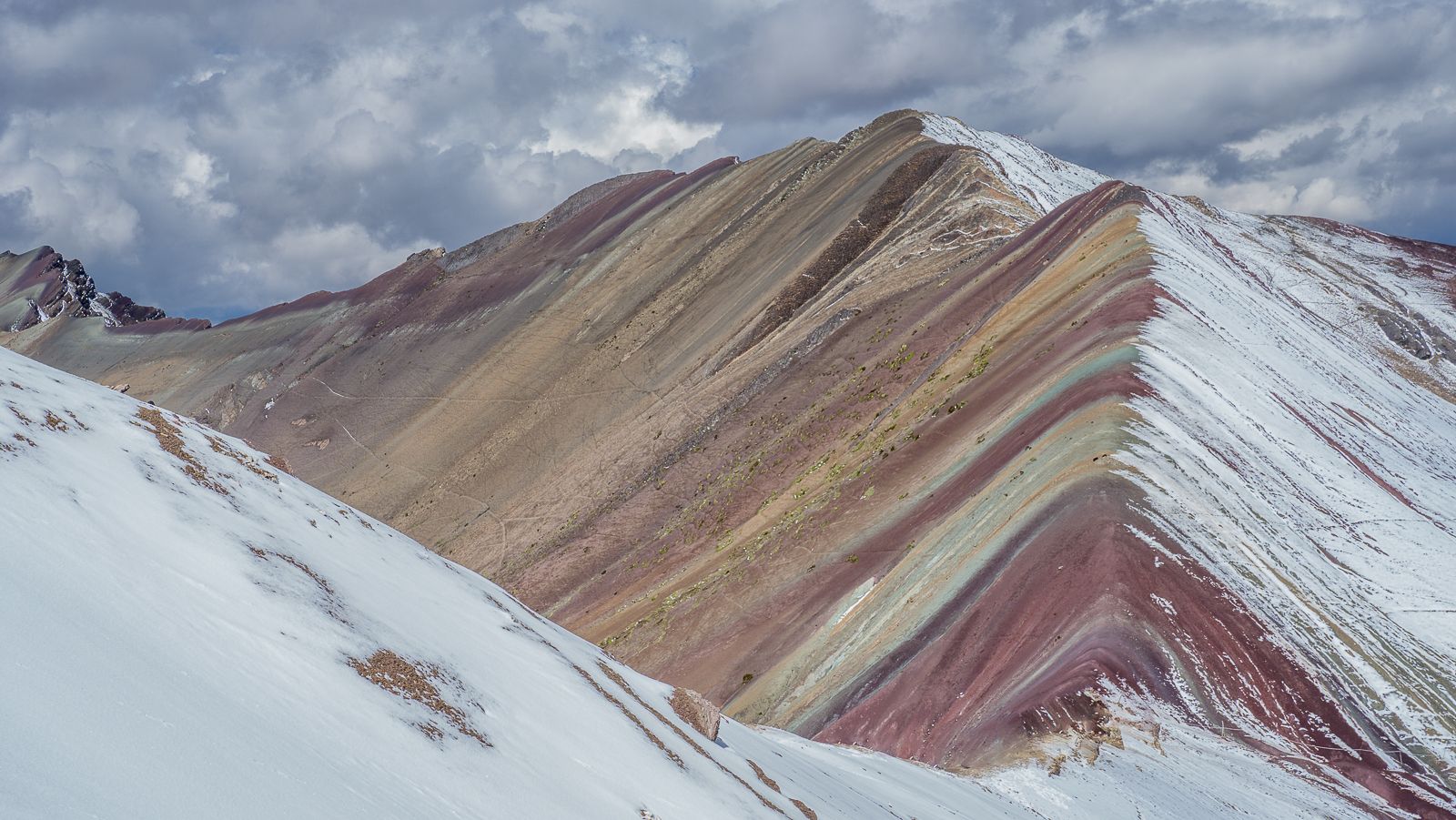 Rainbow mountain , montaña arco iris, Peru