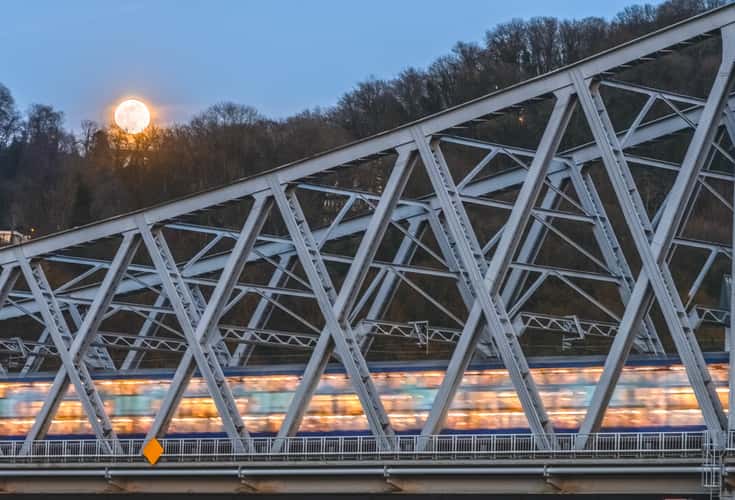 Train Viaduc