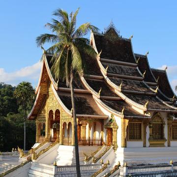 Wat Sensoukaram, Lao