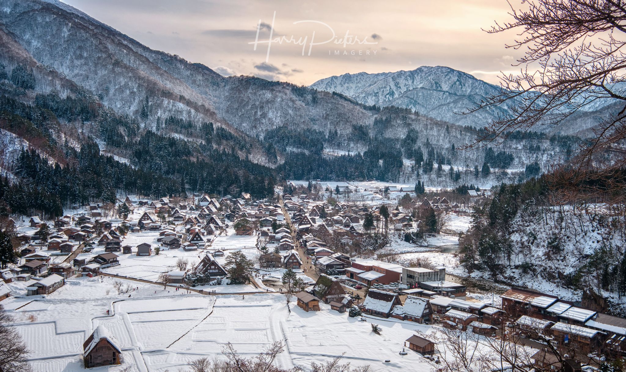 Winter Wonderland Shirakawa-go, Japan