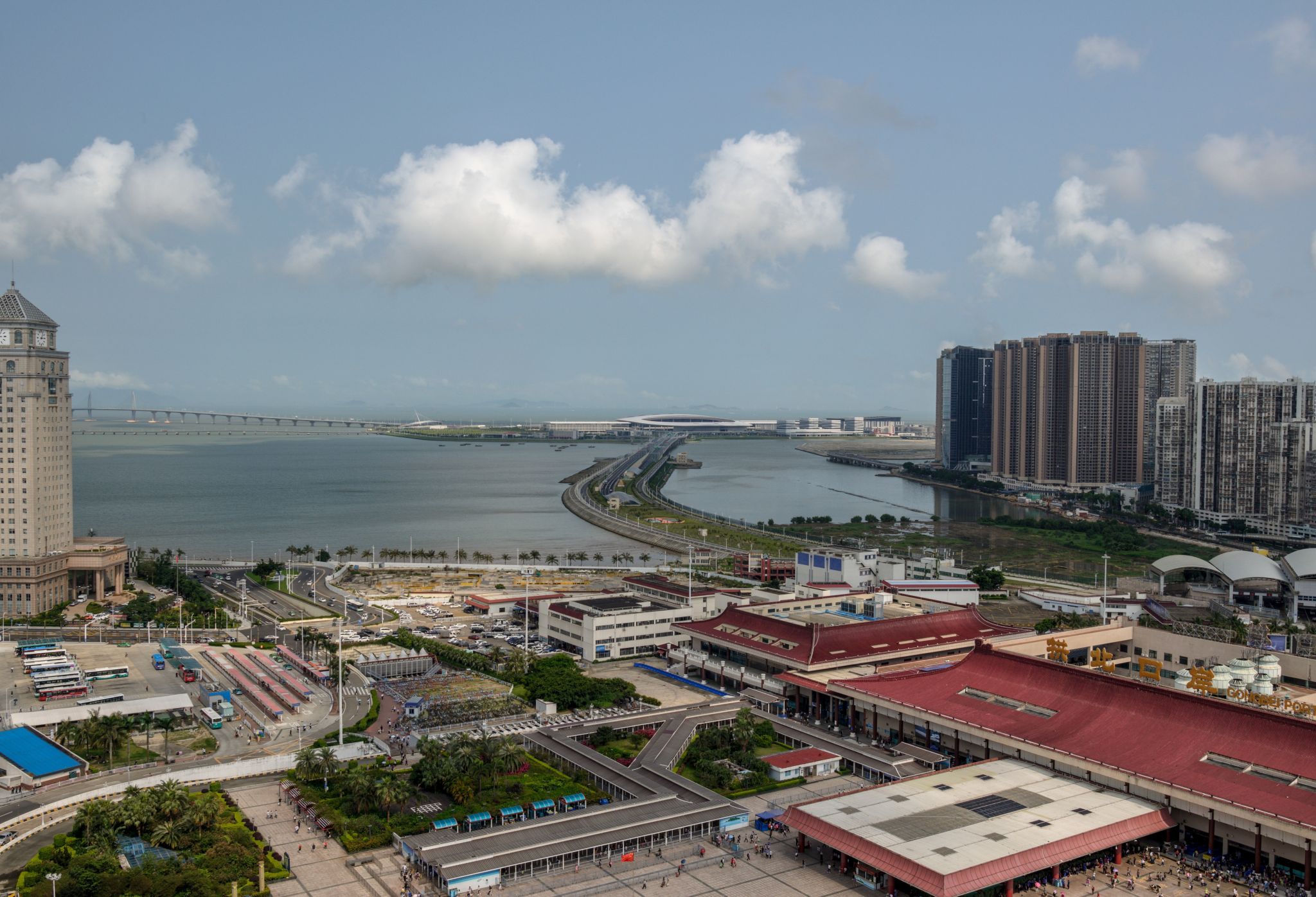 Zhuhai Charming Holiday Hotel, China