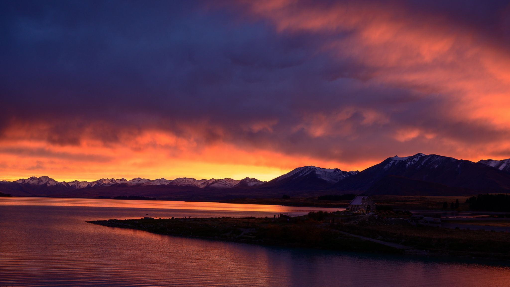 A wider angle on the Tekapo church, New Zealand