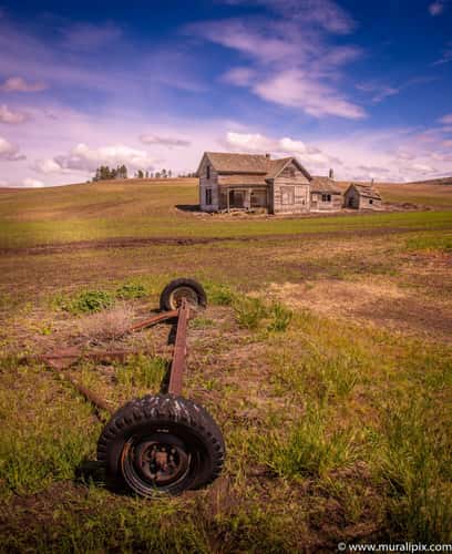 Abandoned Farmhouse in Palouse