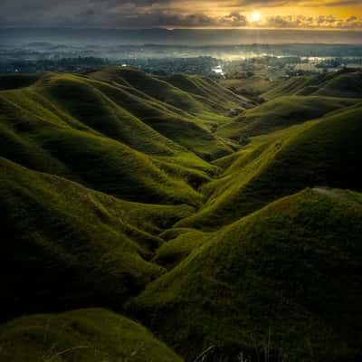 Bukit Tanau, Indonesia