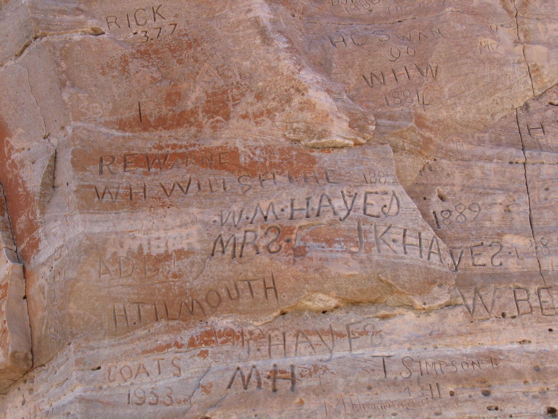 Chamber's Pillar, Australia