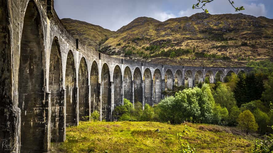 Glenfinnan Viaduct , Scotland