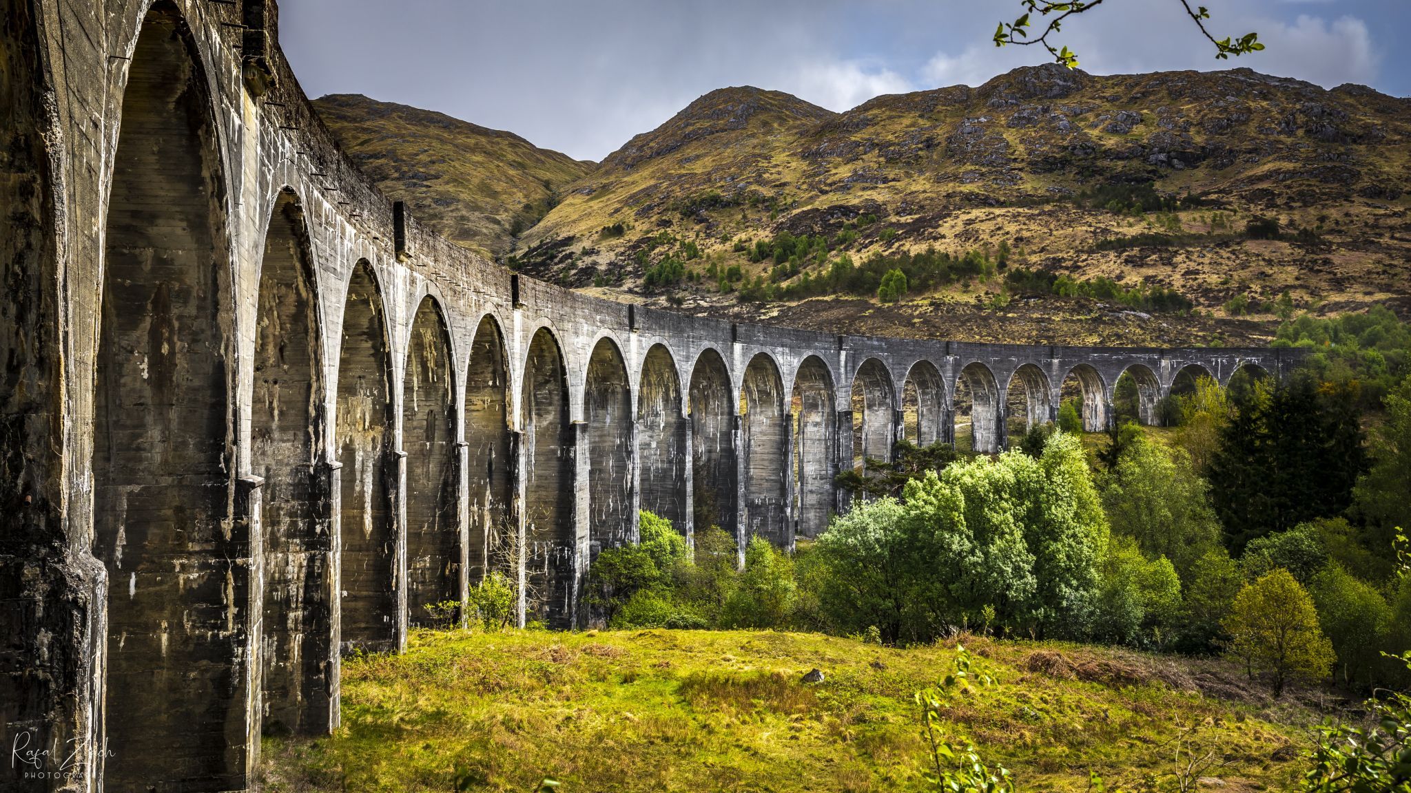 Glenfinnan Viaduct , Scotland, United Kingdom