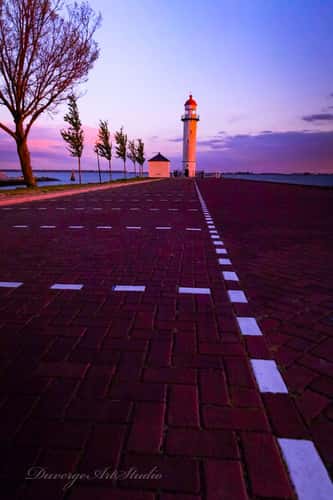 Hellevoetsluis lighthouse