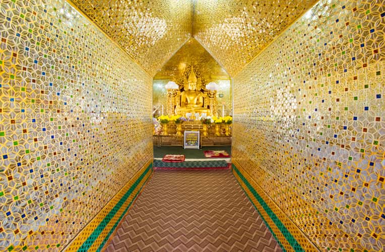 Kuthodaw Pagoda