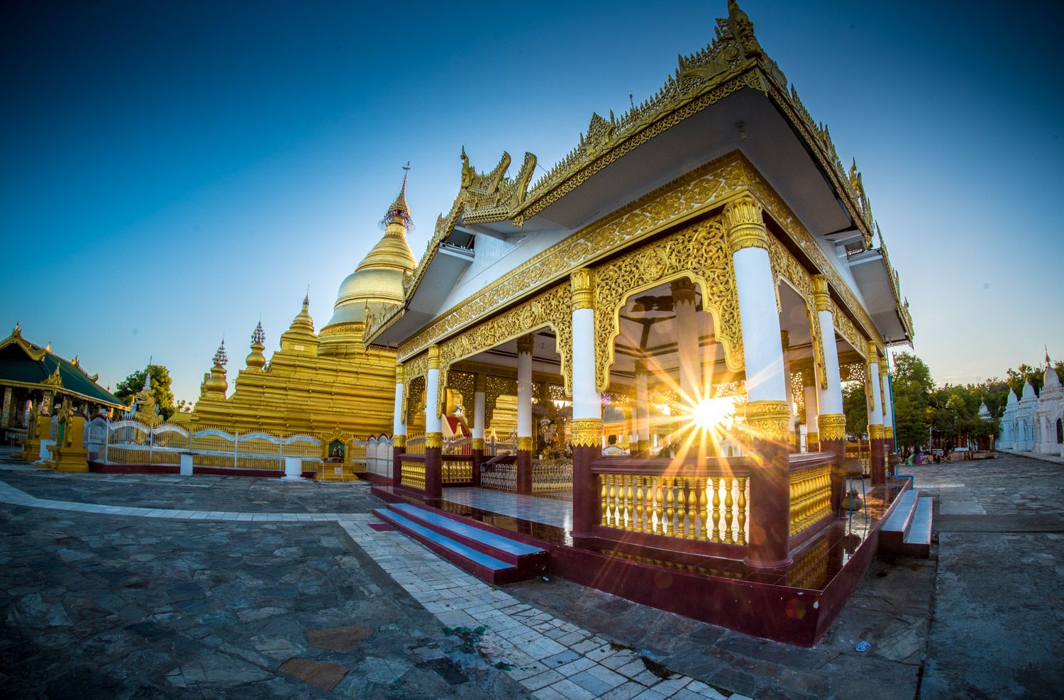 Kuthodaw Pagoda, Myanmar