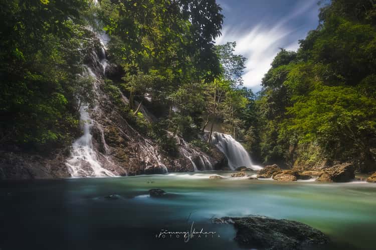 Lapopu Waterfall