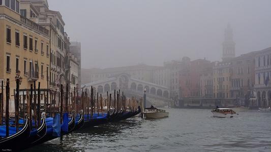Rialto (view from Riva del Vin), Venice