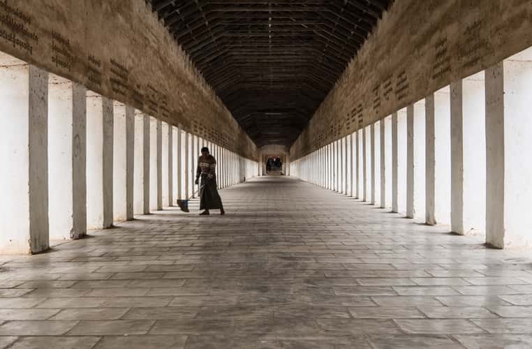 Shwezigon Walkway