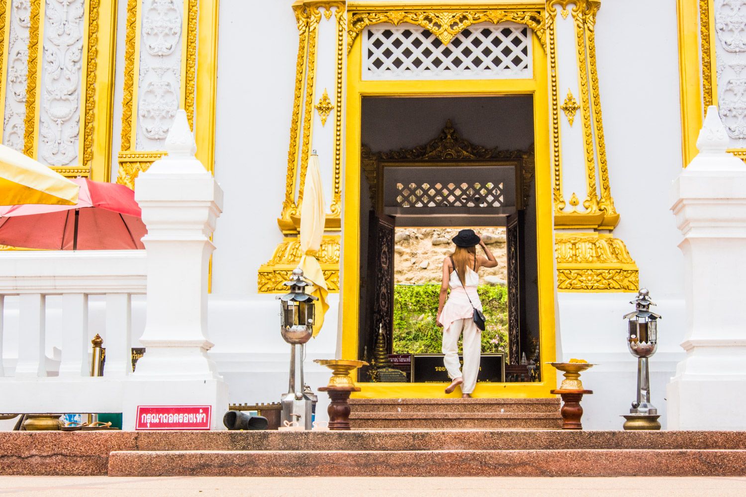 Wat Phra Buddhabat Pooh Kwai Ngen, Thailand