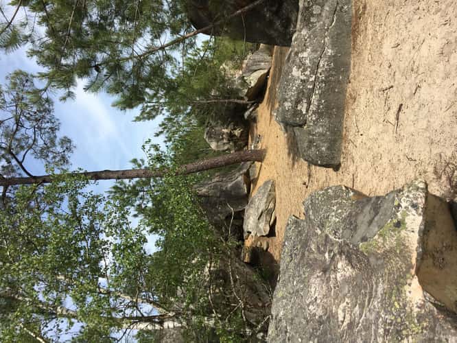 Bouldering at Roche de Fin