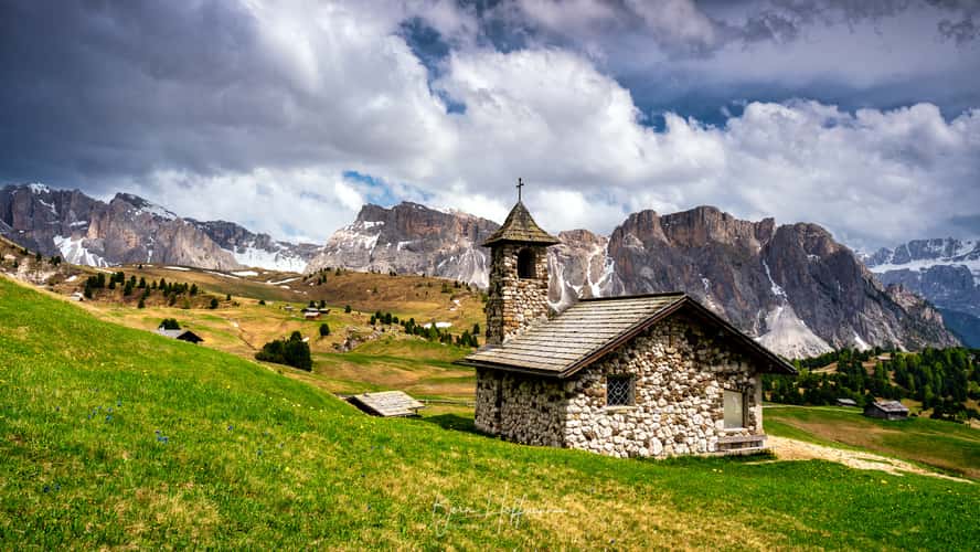Fermeda Chapel, Seceda, Dolomites