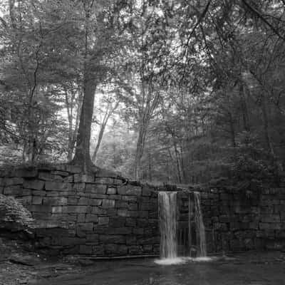 Henry Run Sawmill Dam, USA