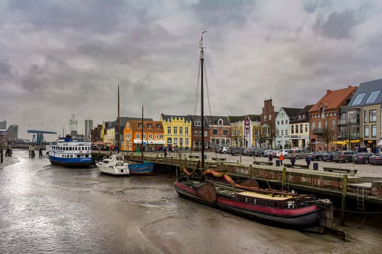 Husum Binnehafen (low tide)