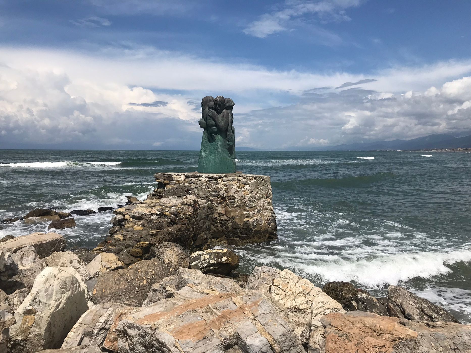 L’attesa, Italy