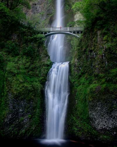 Lower Multnomah Falls